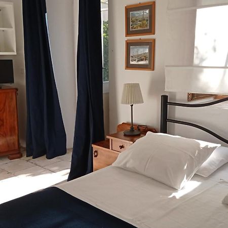 Charming Two-Bed Apartment Orange Garden Sutivan Buitenkant foto