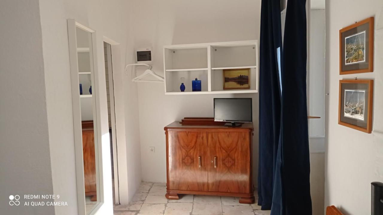 Charming Two-Bed Apartment Orange Garden Sutivan Buitenkant foto